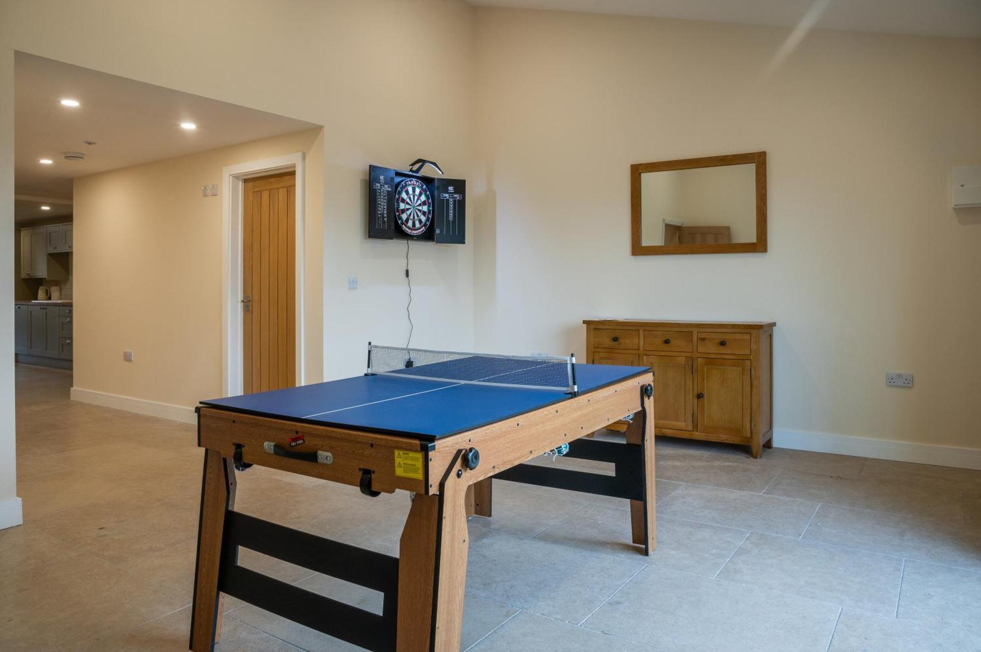 Bears Court Apartment Cheltenham Exterior photo
